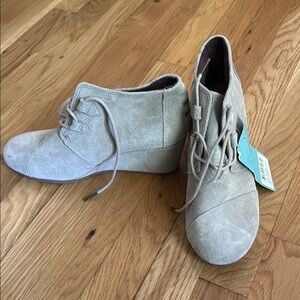 TOMS Women's Suede Ankle Boots - Tan